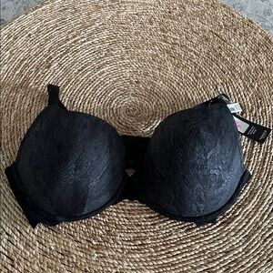 Torrid Plunge Push-Up Lace Bra 44DDD NWT